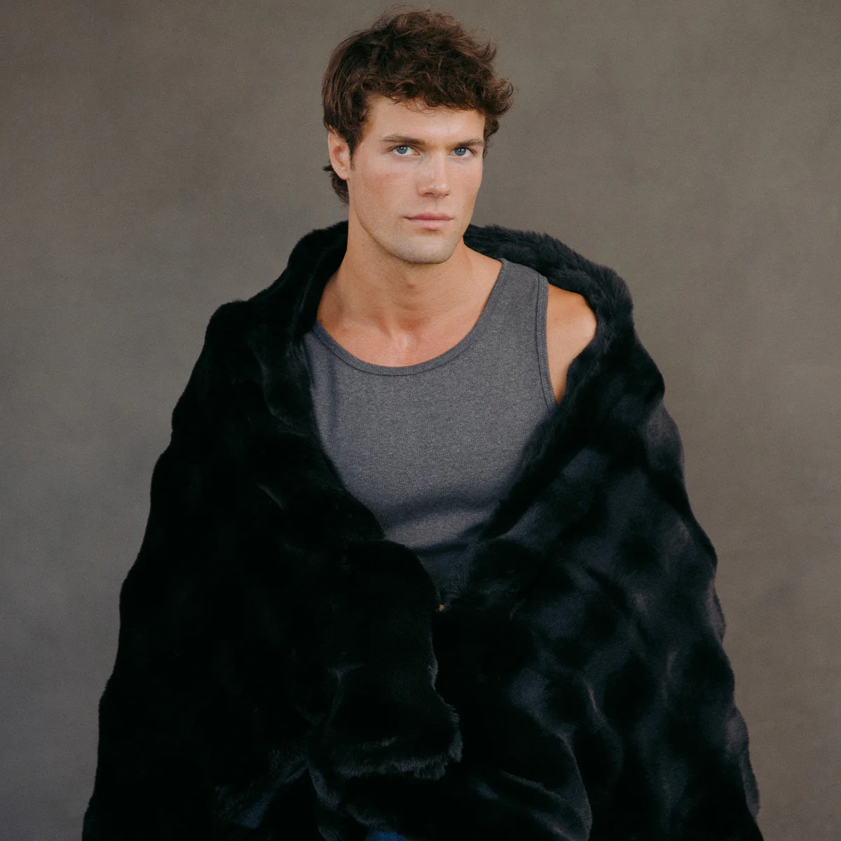 Black Sand - Image 4