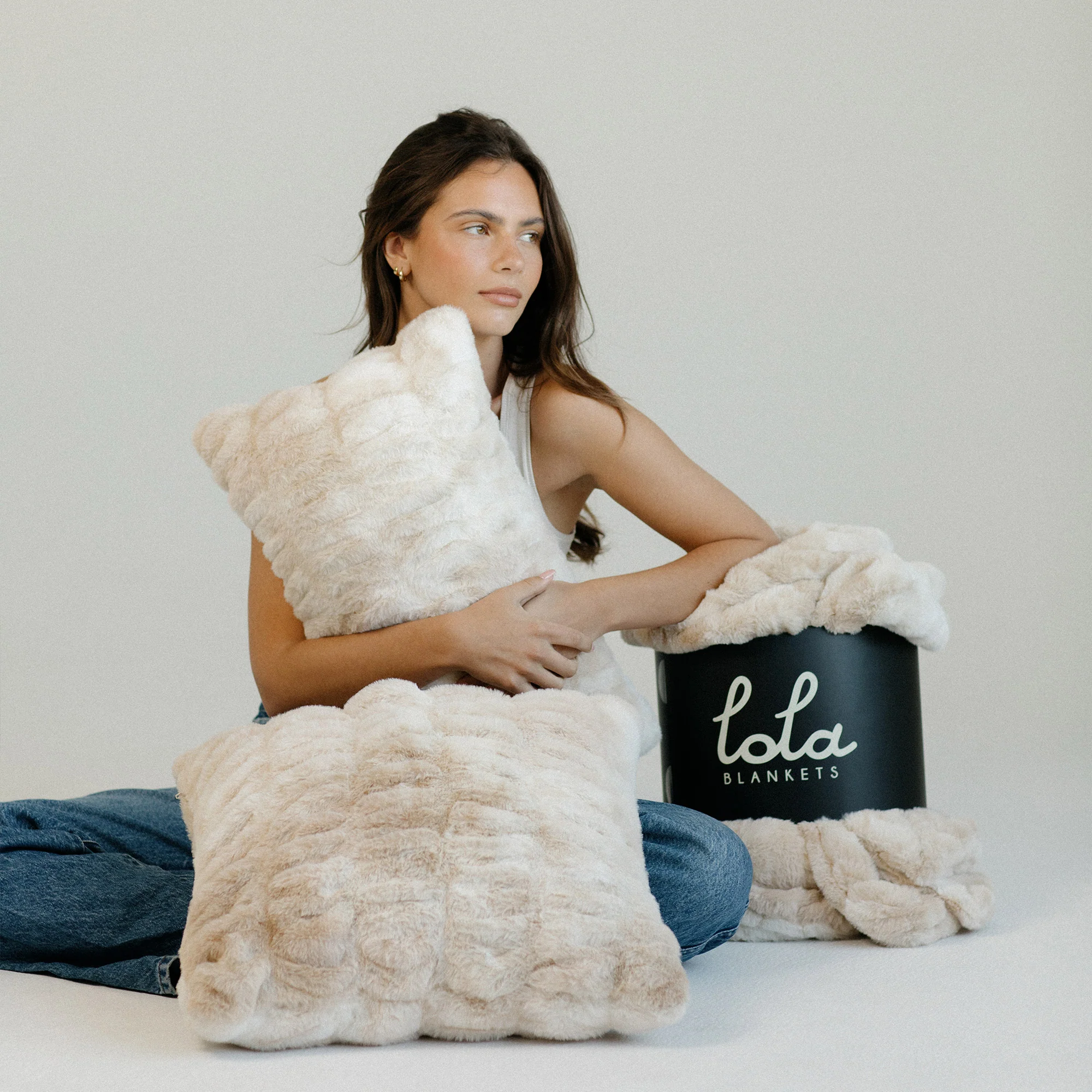 Caramel N' Cream Pillow - Image 3