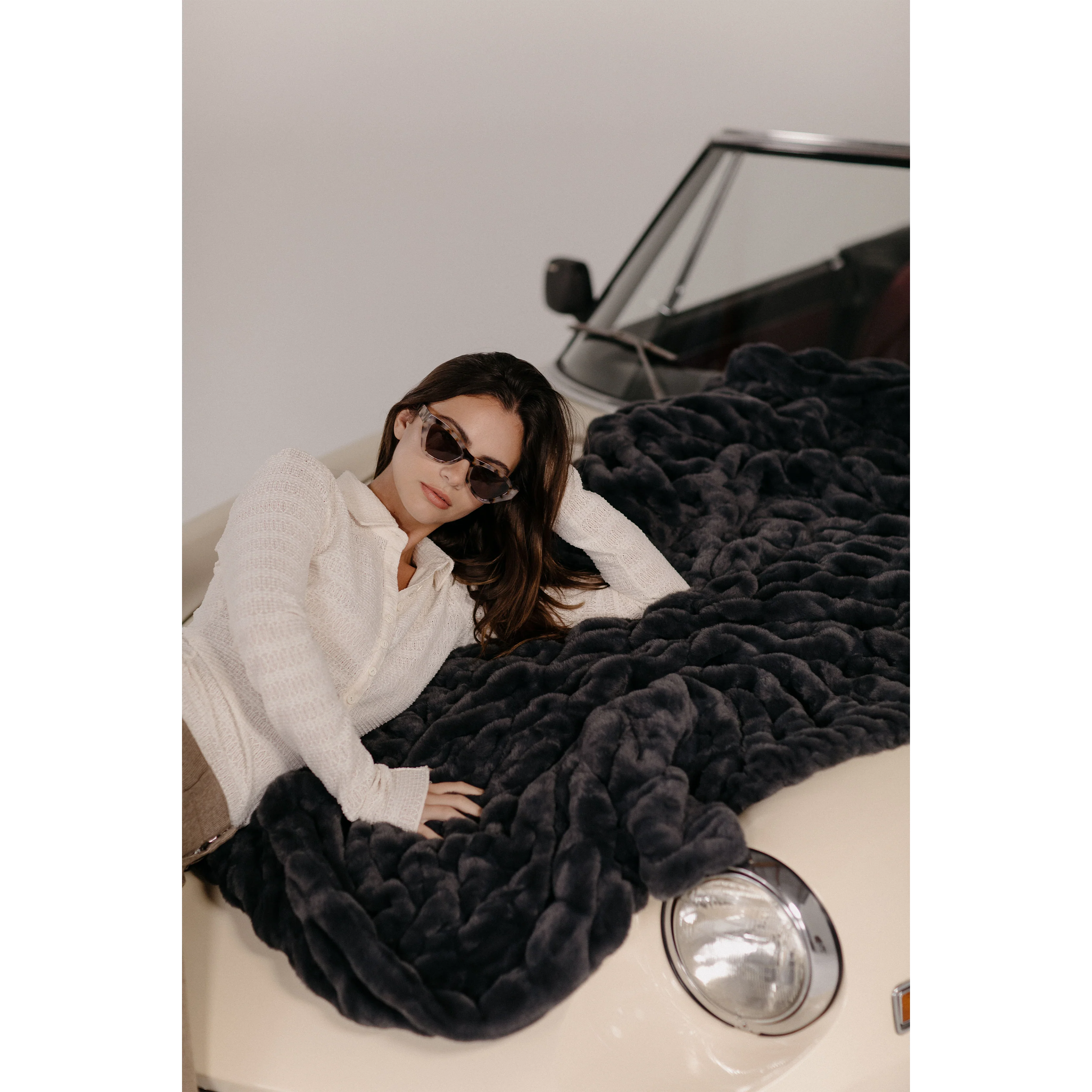 Charcoal Grey - Image 3